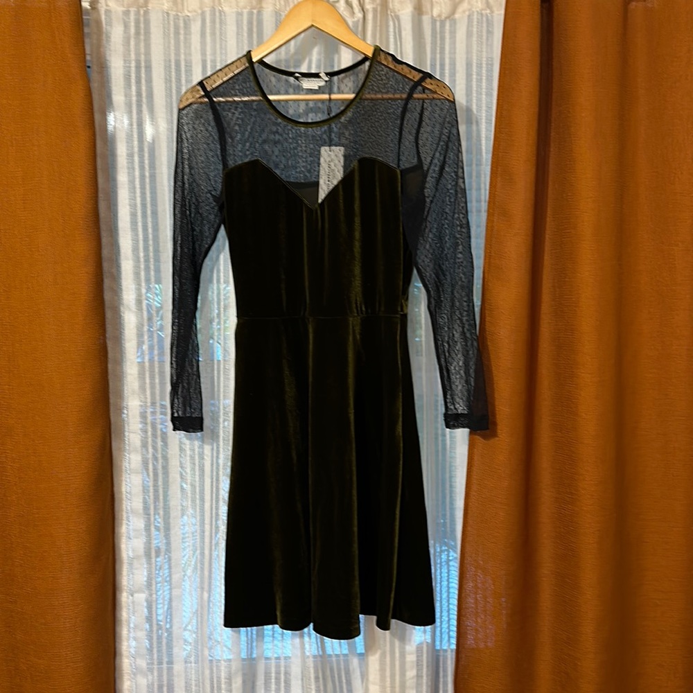 Molly Bracken long sleeved dress medium